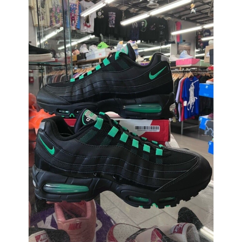 Nike Men's Air Max 95 OG Black / Green Shock Men's 11.5